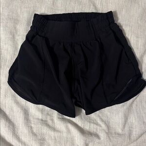 lululemon hotty hot shorts - 0 tall